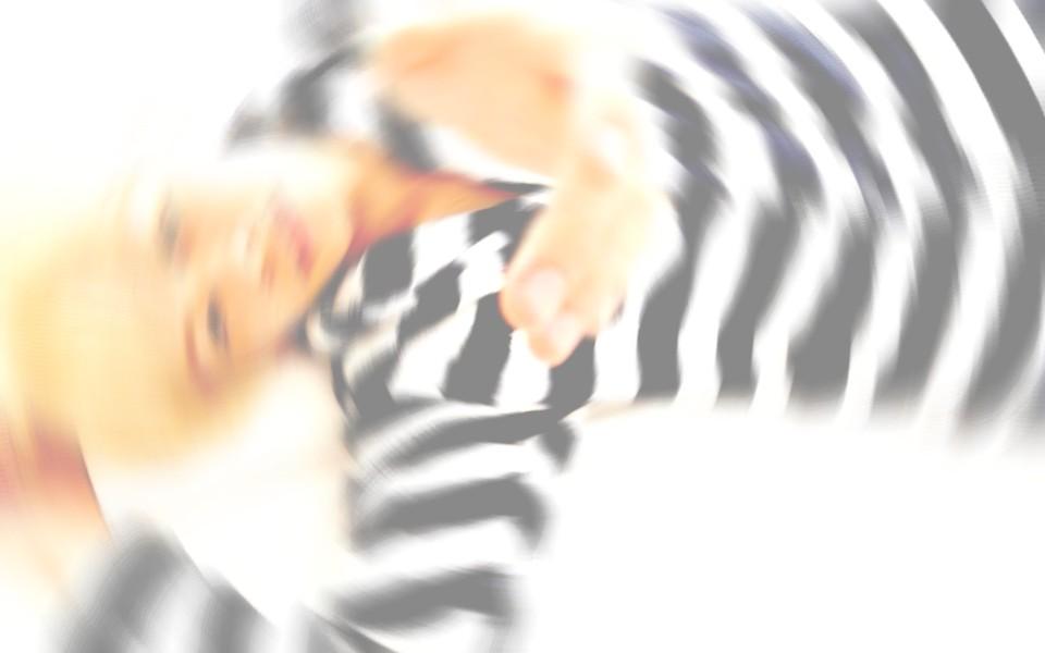 k2swrp's tweet photo. ✁

.

.

　　　「　俺岳見てないと

.

　　　　　（　炉留　行為　個室　游　狂　）

　　　　　#RTしたnrさんbotさんフォローする

.

　　　　　　　　　　　　　　殺しちゃうよ　？　」

.

.

✁ http://t.co/5VrFLKfEYi