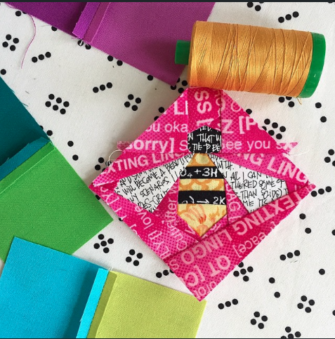 aurifil's tweet photo. Sweet #paperpieced bumble bee by Sari! #Aurifil #makehour #sew
https://t.co/bd4K8Lx6zT http://t.co/Lyyrh0JJ54