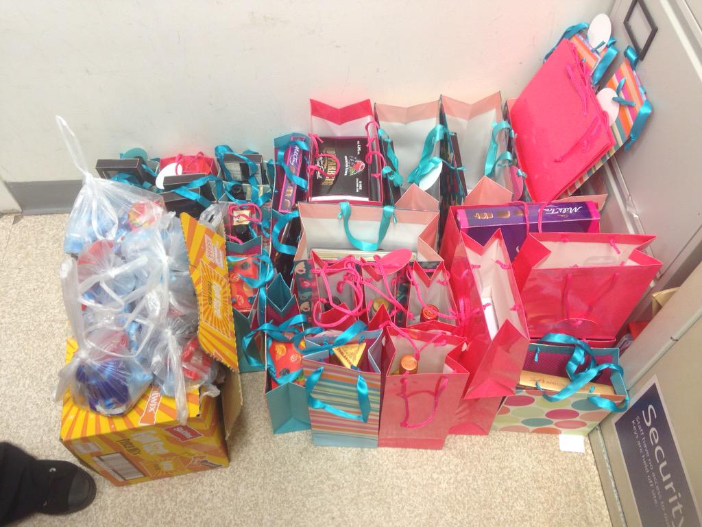 Most of the tombola prizes ready for tomorrow! #RaceForLife #excited <a href="/CR_UK/">Cancer Research UK</a> <a href="/Tesco/">Tesco</a>