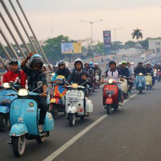 Road To Jl.Pasupati flyOver Bandung with @GiovalineScoot <a href="/smallframe_BDG/">SmallFrame Bandung</a> <a href="/BandungScooter/">Scooterist Bandung</a>