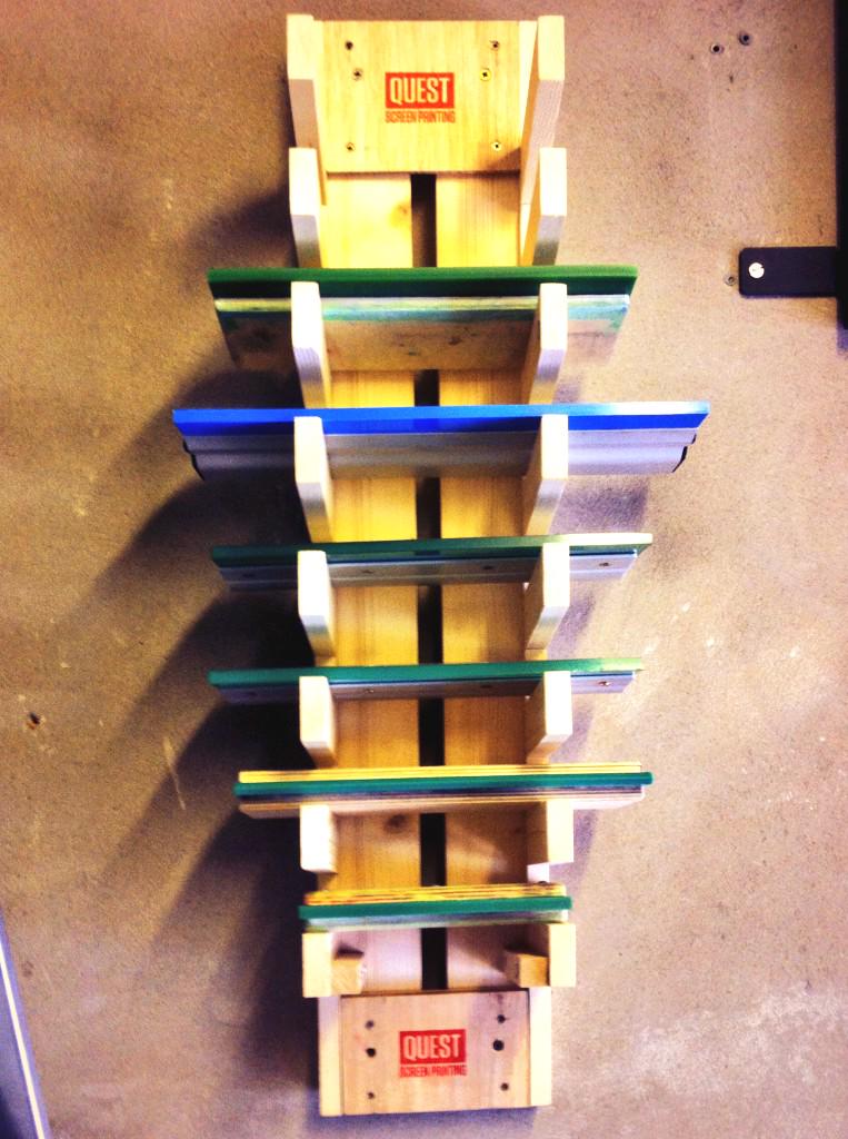 questprinted's tweet image. Just finished building a wooden squeegee rack for the workshop! #diy #squeegee #screenprinting #woodwork
