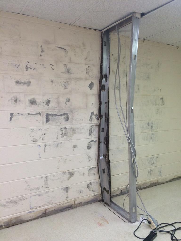 SmartProfPaint's tweet photo. http://t.co/bDLwK84Aci