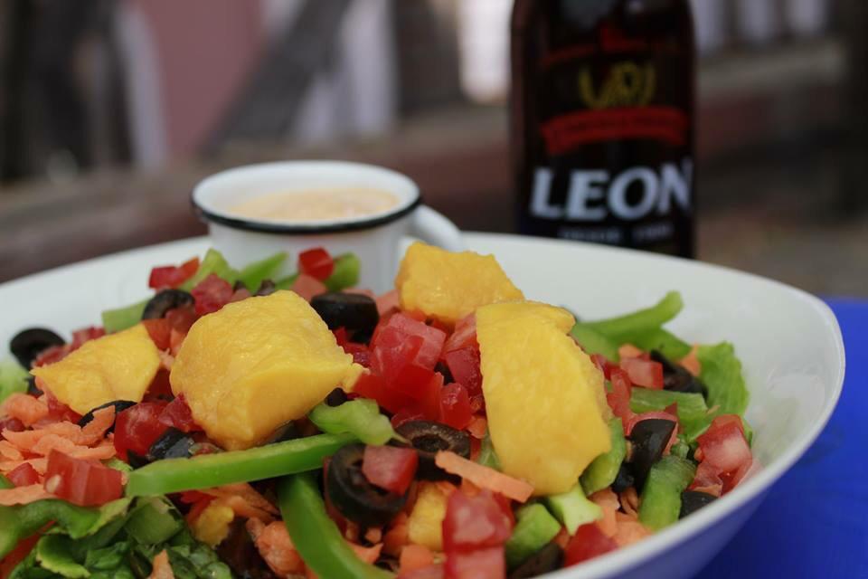 MilagrosCafe's tweet photo. Apaga el gris de tu vida y enciende los colores que llevas dentro.
~Pablo Picasso~ http://t.co/d5TOv6AJlR