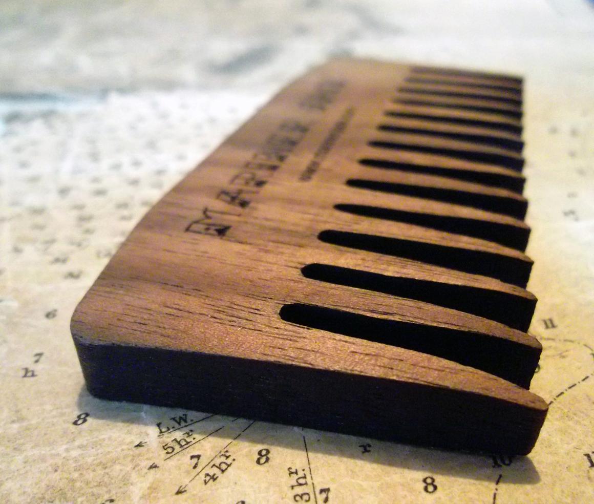 MarinerJackUK's tweet photo. Mariner Jack solid walnut beard combs, now live on the store!
http://t.co/nQMHzwZJnW #jointhecrew http://t.co/FYhpssj7A6