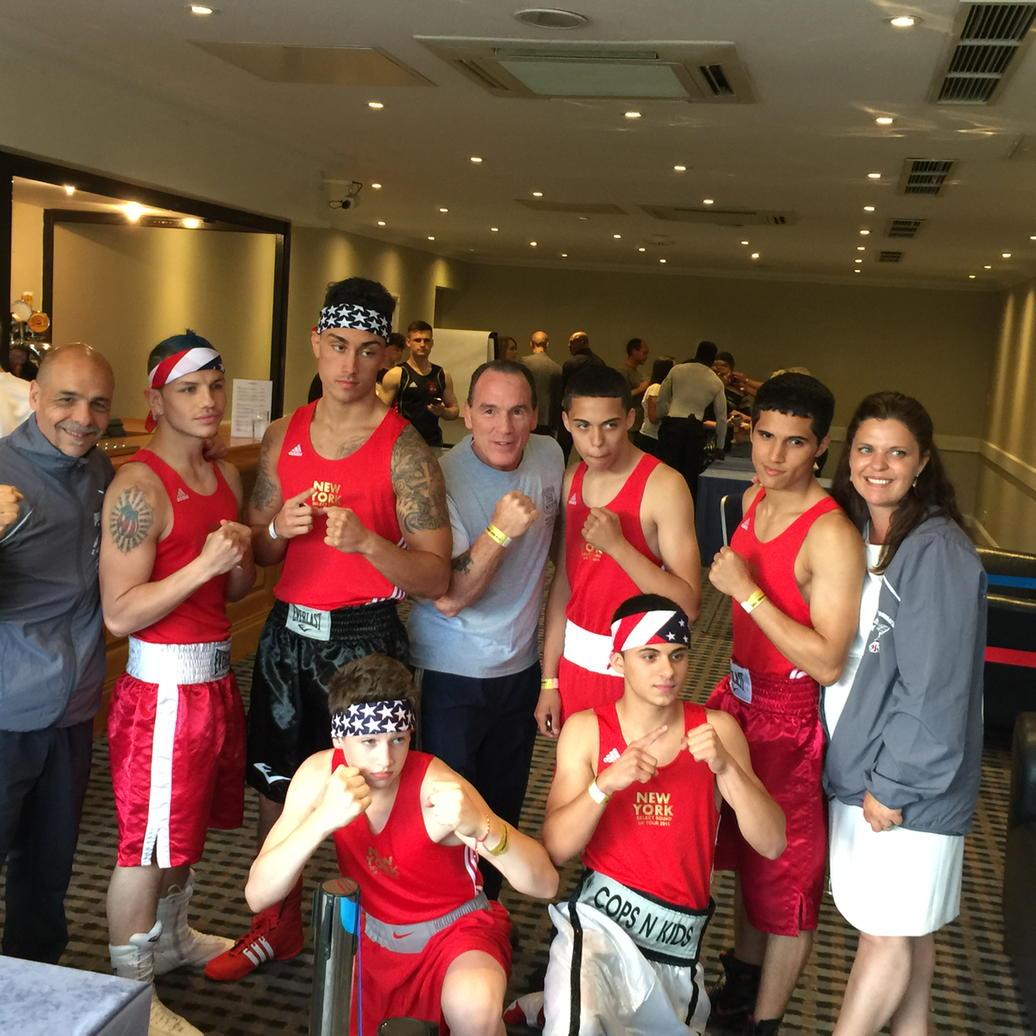 PASQUALERUSSO's tweet photo. Berry Houses Atlas Cops &amp; Kids in London ready to rumble! http://t.co/86fZN8eM4C