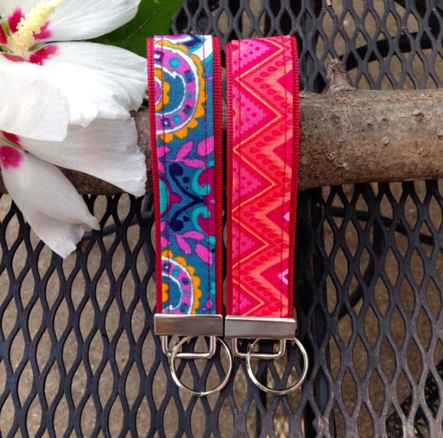 Ruby_Station's tweet image. Use code RUBY10 until July 4th to get 10% off all our fun new wristlets!