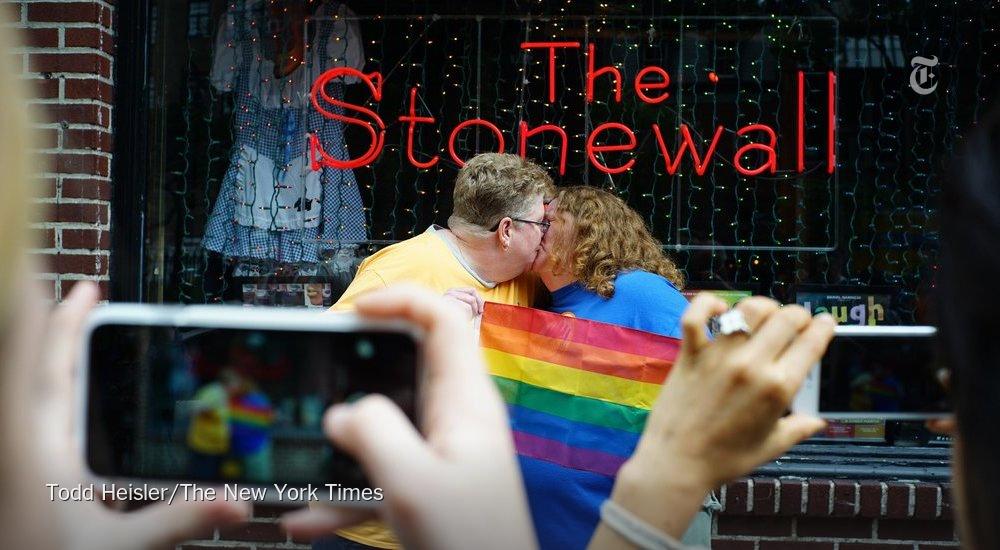 nytimes's tweet photo. Live coverage from the Supreme Court's ruling on same-sex marriage http://t.co/4HtCoayiom http://t.co/EId2REPDny