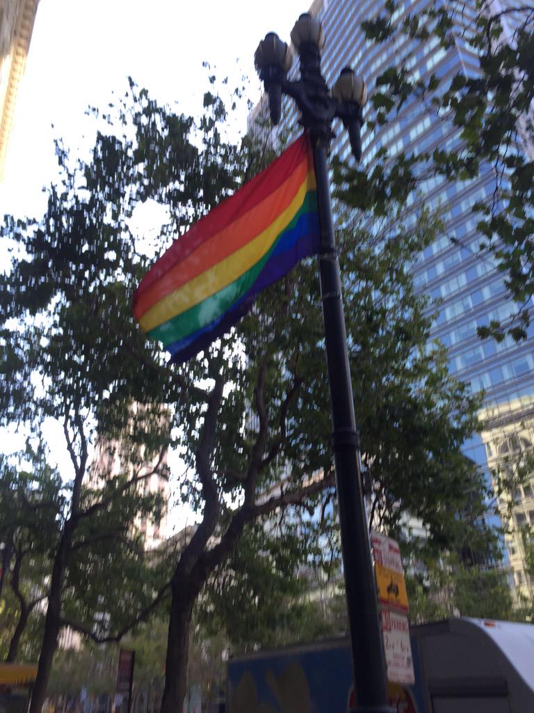 ragcity's tweet photo. The happiest of Fridays. #LoveWins http://t.co/c87AG78Oeq