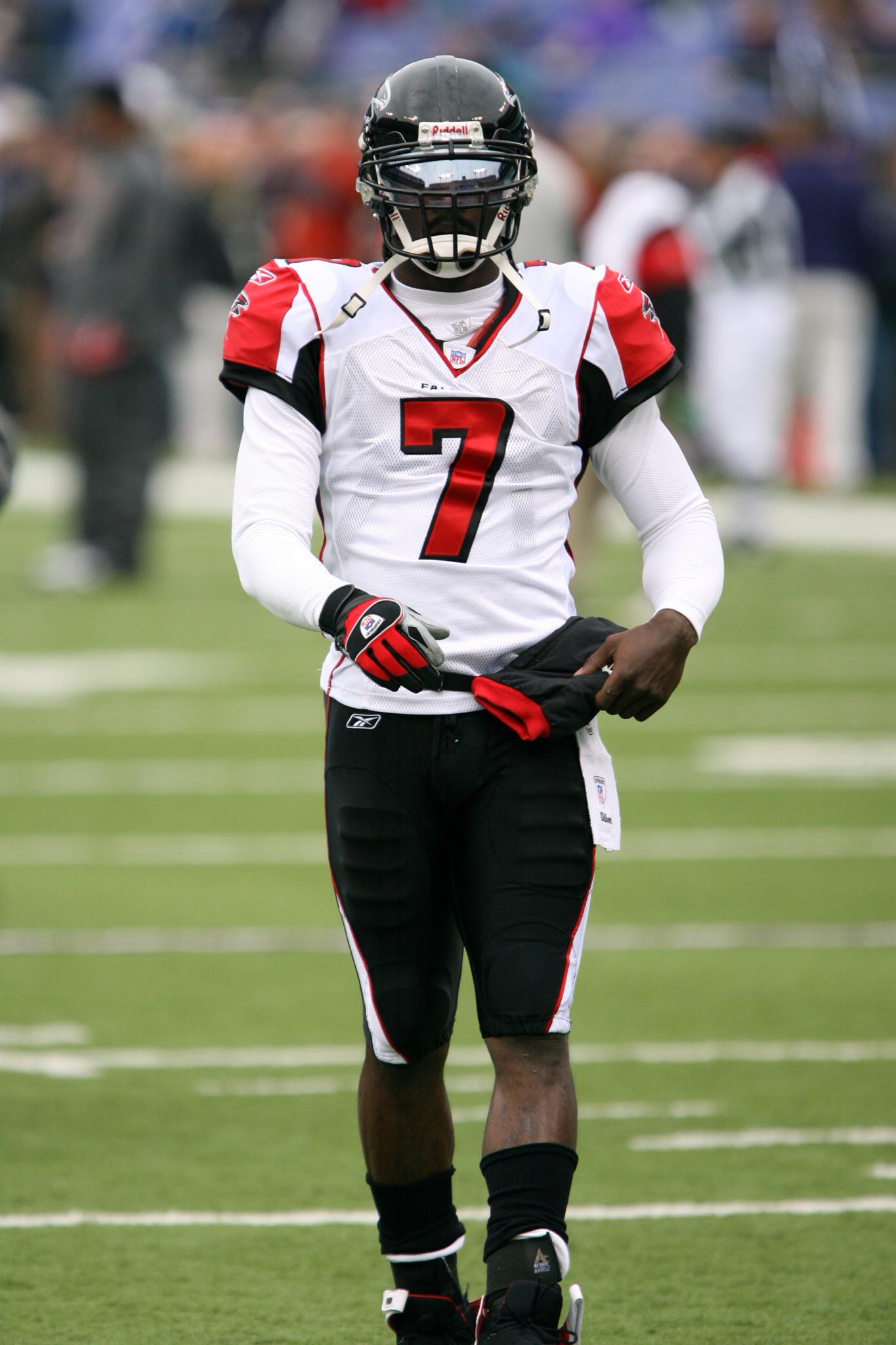 6/26- Happy 35th Birthday Michael Vick. The pride of Newport News, Virginia is th....  