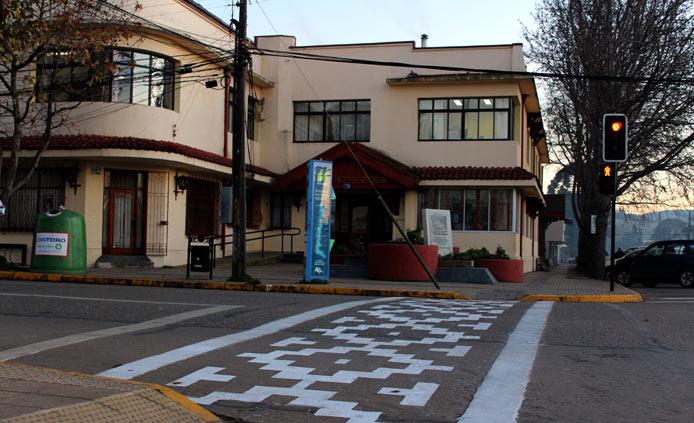 OmjAngol's tweet photo. Intervención urbana fue realizada por la municipalidad de Angol #ANGOLINTERCULTURAL #BIENVENIDSAOMJANGOL http://t.co/8Sj8azj3bh
