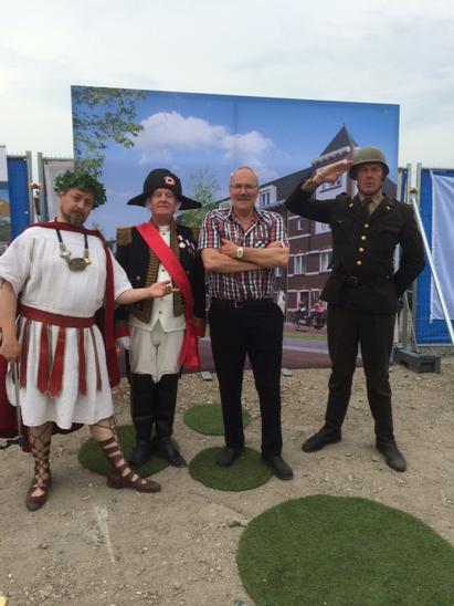 paradijsv's tweet photo. #koningsdaal http://t.co/x6jzSw1OZs