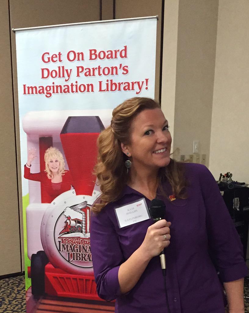 dollyslibrary's tweet photo. Affiliate Relations Manager - Kate Phillips did a superb job of making #Homecomin2015 an amazing experience for all! http://t.co/amGVb3giE0
