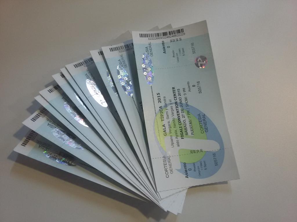 JelouTVN's tweet photo. Dale RT a este tweet y participa en el SORTEO de entradas dobles para la #GalaTípica. Serán 5 ganadores! http://t.co/gA6mS6TadJ