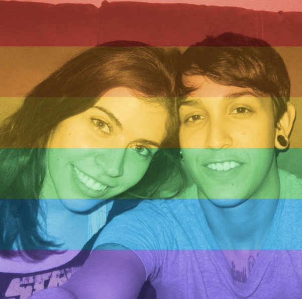 BuzzFeed's tweet photo. 27 couples who are having the BEST DAY EVER http://t.co/byGxyVKQ6G http://t.co/YiAC9qSRFM