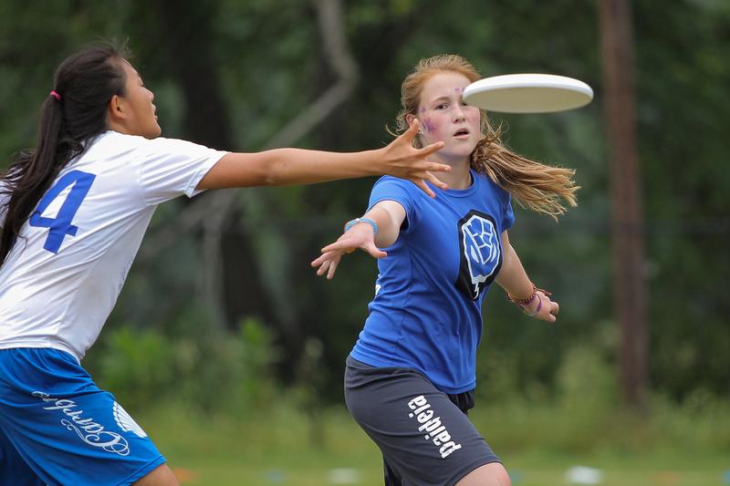 Ultiworld's tweet photo. 2015 High School Power Rankings (Girls) -> http://t.co/I8bFpQHqma (Photo: @UltiPhotos) http://t.co/BolpMbfywg