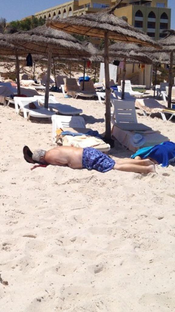 Cameron: islam is a religion of peace. Rutte: no fight with islam. There is a war going on and our leaders betray us.