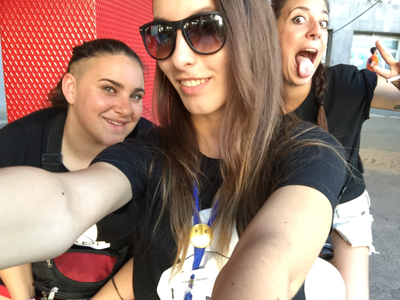 MulafestIsla's tweet photo. @nataliafucklove @rebekita1212 #KaliseRefrescaMulafest #MULAFEST2015 http://t.co/S9Puq0lQOI