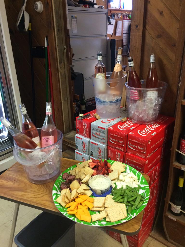 AckHatchs's tweet photo. Rose, rose, rose!! Come by to celebrate summer. #fridaywineday #hatchshappyhour http://t.co/7HDAyBpn9H