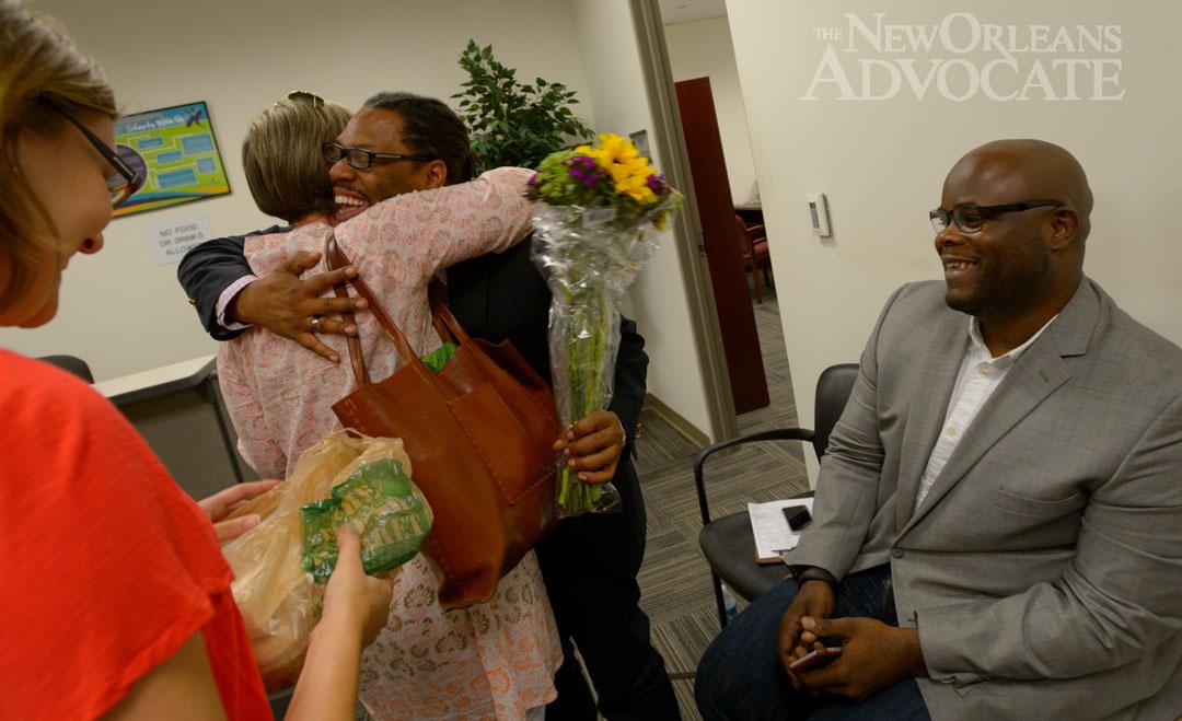 theadvocateno's tweet photo. Flowers for first gay couple waits for license at Benson Tower #SCOTUSmarriage 
http://t.co/tcYPKY17w3 http://t.co/HWQosPbNfK