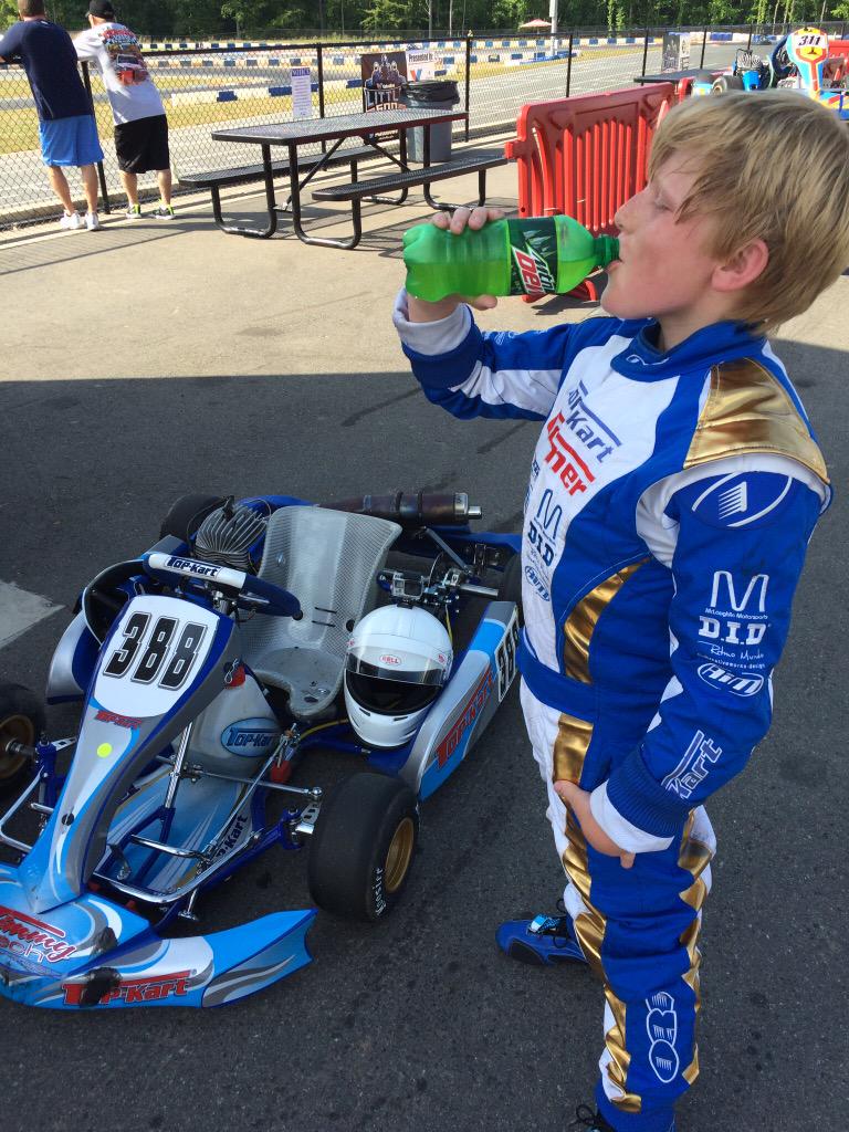 brewerdracing's tweet photo. Yummmm! Best drink ever! @DaleJr @MountainDew http://t.co/PM6NGxddSn