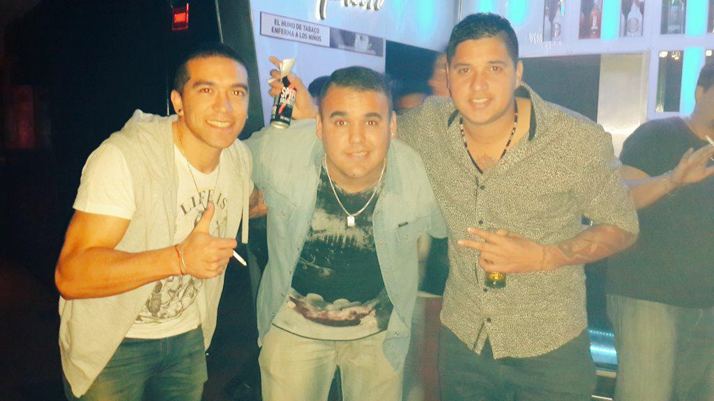 pablogerez22's tweet photo. Nochon En @ElBosqueNoPara  Con Los Bepis @ellukin10  @TattooBraa http://t.co/5sQMTkqDO4