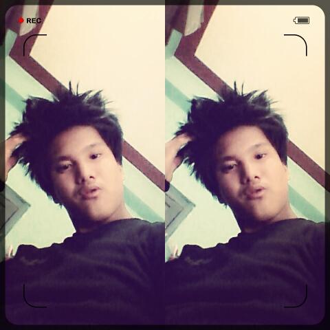 supesh66662's tweet photo. I'm not handsome bt its mean not that no one love me...♡♡♡♡ http://t.co/GsKlUjnRAs