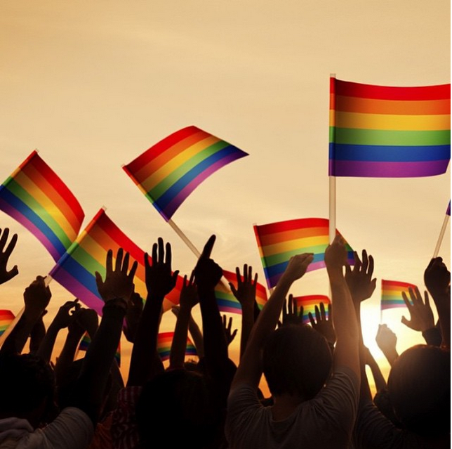 alexiagzz's tweet photo. #MarriageEquaility #LoveWins http://t.co/Hh8VmHmCGm