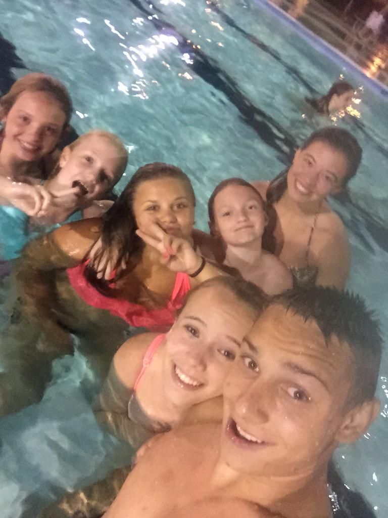 sergei_stratos's tweet photo. @CheerTyme #CTInfinity #ctmegacamp #squad #goals http://t.co/vZHhabUfCS