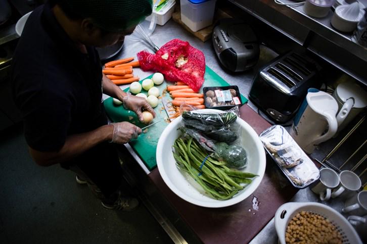 Help end #foodwaste, hunger &amp; isolation in your community - #volunteer to become a FoodCycler! bit.ly/17gnwk4