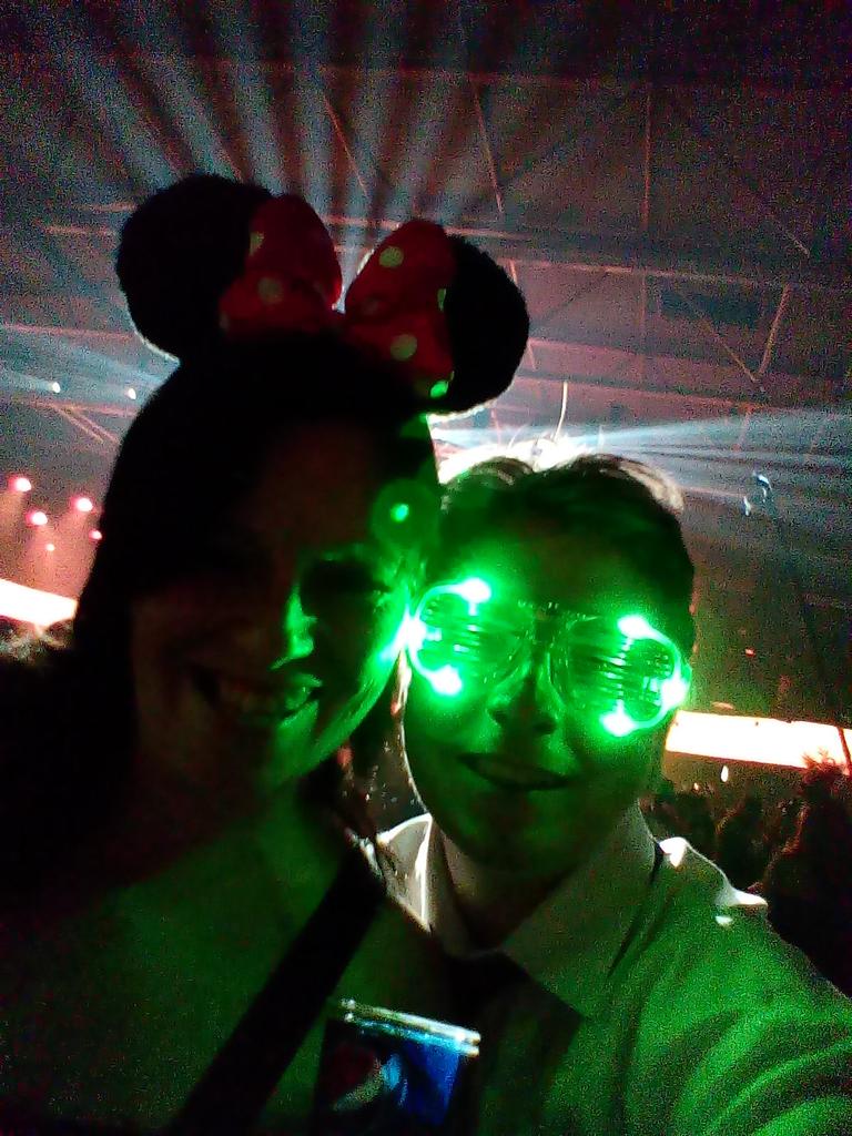CnuddeFlorian's tweet photo. #FouteParty http://t.co/Xu5uqpPZ2X