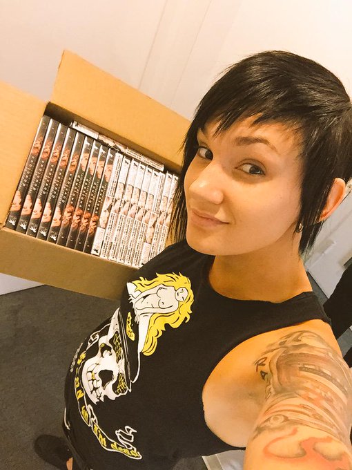 Thanks @FillyFilmsXXX for the big box o porn! 👯 http://t.co/w2NiTJi1PT<a class="tags" href="/tag/fillyfilmsxxx">@fillyfilmsxxx</a>