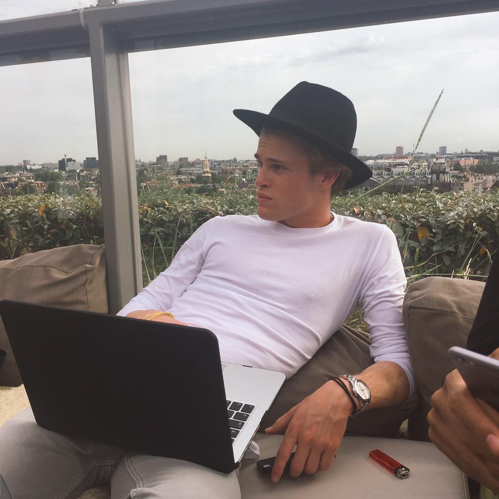 KAJVANDERVOORT tweet picture