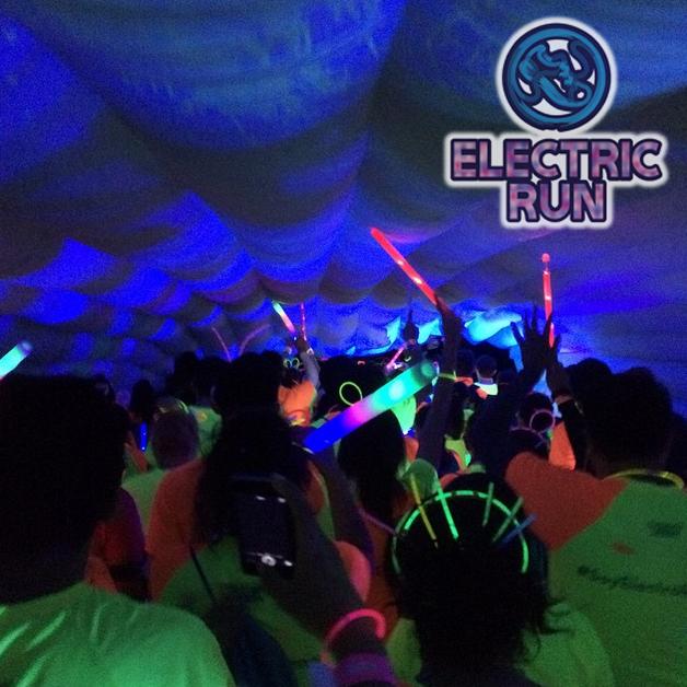 ElectricRunTour's tweet photo. ¡Así estuvo la fiesta @ElectricRunTour ciudad de México!

#ElectricRunMéxico #ElectroRunners #ElectroRace http://t.co/2CaTUYvs9K