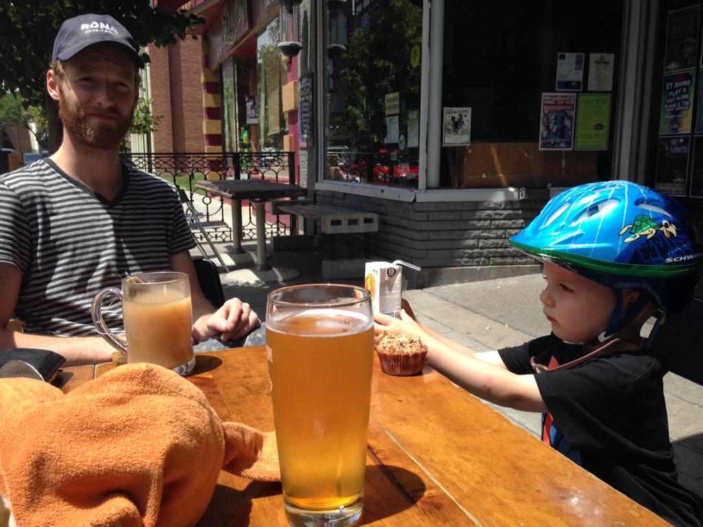 Beauty day in #HamOnt meetings with some great people, lunch <a href="/HomgrownHam/">Homegrown Hamilton</a> and rides on busy bike lanes #justsayin