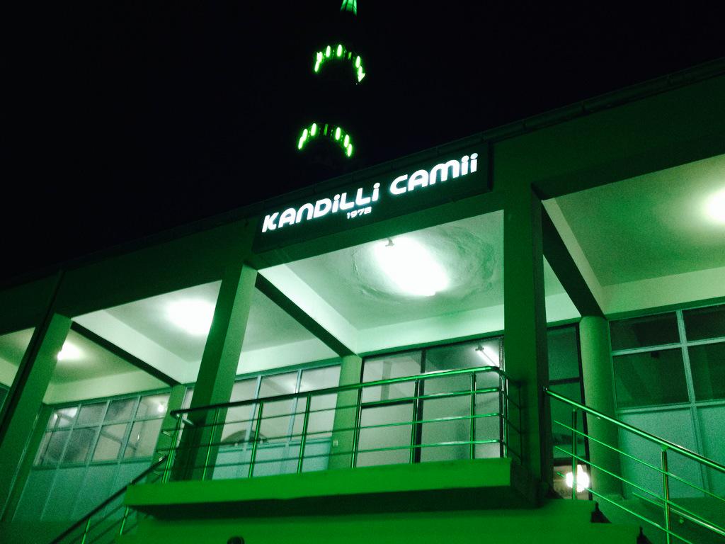 Erzincandan selamlar.. Projeniz gerçek bir sosyal sorumluluk projesi olmuş.. Elinize sağlık <a href="/camideyizbiz/">camideyiz.biz</a>