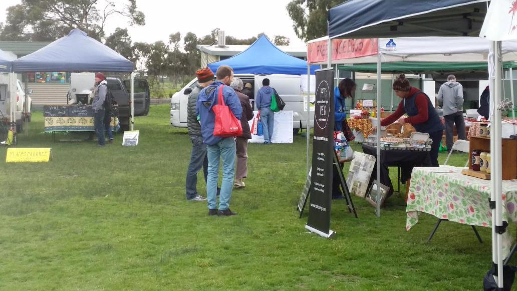 Vlundufla's tweet photo. @MelbFarmersMkts @coburg market with http://t.co/cEOAjrDzeu http://t.co/OiIVpXDnEs