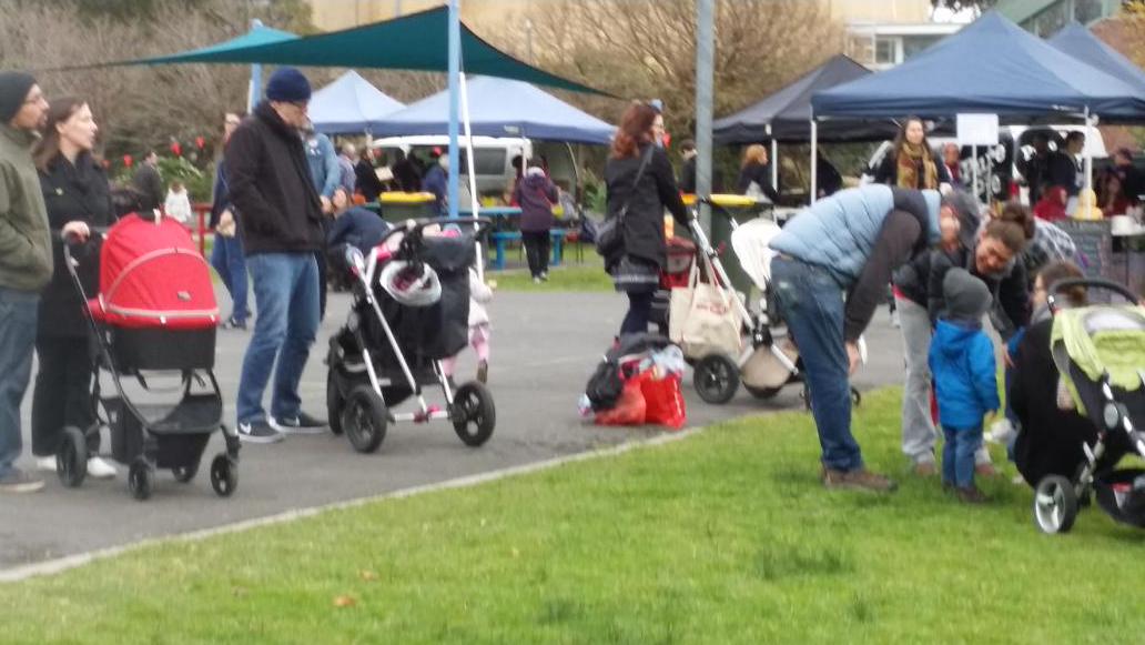 Vlundufla's tweet photo. @MelbFarmersMkts @coburg market with http://t.co/cEOAjrDzeu http://t.co/OiIVpXDnEs