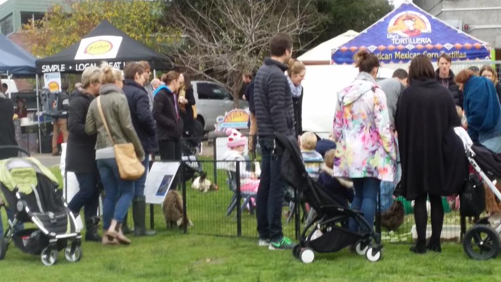 Vlundufla's tweet photo. @MelbFarmersMkts @coburg market with http://t.co/cEOAjrDzeu http://t.co/OiIVpXDnEs