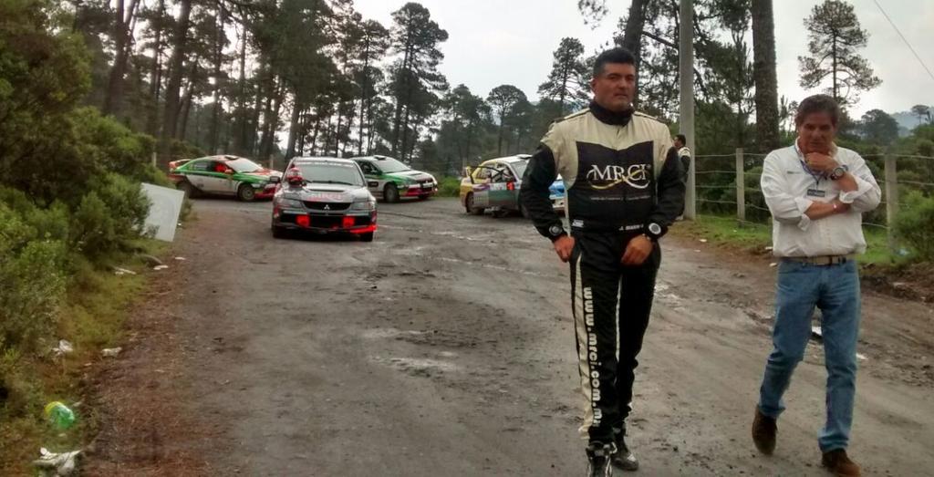 CNRMRally's tweet photo. En acción los tramos de terracería del #Rally24Horas en México. http://t.co/QVSodaX6Lz