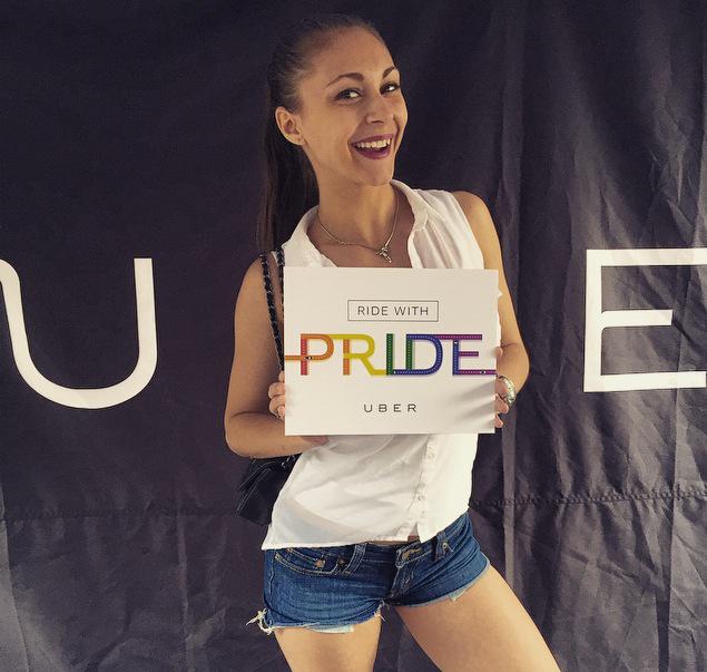 PlusQueMaVie's tweet photo. #RideWithPride  @Uber_Canada 💛💙💜💚💗 http://t.co/yLAXGU4NgK
