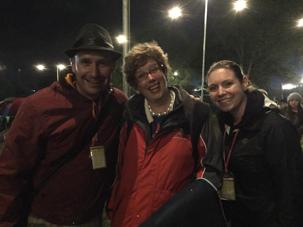 andyfletcher_uk's tweet photo. @Bowen707 @kate_fraser Great to see you....gutted to have missed crumble live - another secret set over the weekend?! http://t.co/dIJdUGdWrO