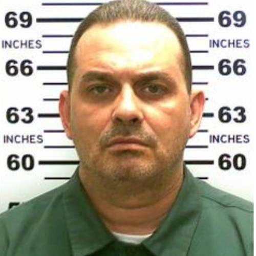 NBCNightlyNews's tweet image. BREAKING: New York prison escapee Richard Matt has been shot by police, law enforcement source tells NBC News