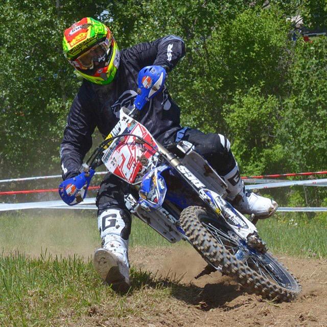 JDayEnduro's tweet photo. Paul Goyette enjoying his blue number 27 machine in the #TaskRacingCrossTest  📷 @tsantheson #JDayE http://t.co/50vkTLNcTu
