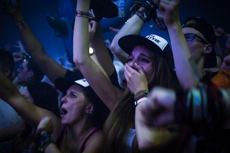 Q_dance's tweet photo. I live for the weekend, I live for hardstyles, I live for hardstyle baby! Watch #Defqon1LIVE: http://t.co/zLkl0QH8oG http://t.co/U5EM9HdhsD