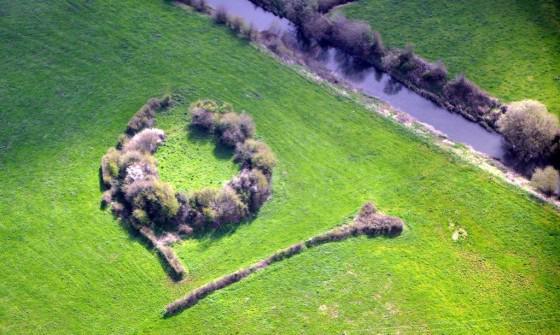 dematerialise's tweet image. A Fairy Fort: Folklore from County #Sligo via @irarchaeology irisharchaeology.ie/2015/06/a-fair…  #Ireland #ringforts #archaeology