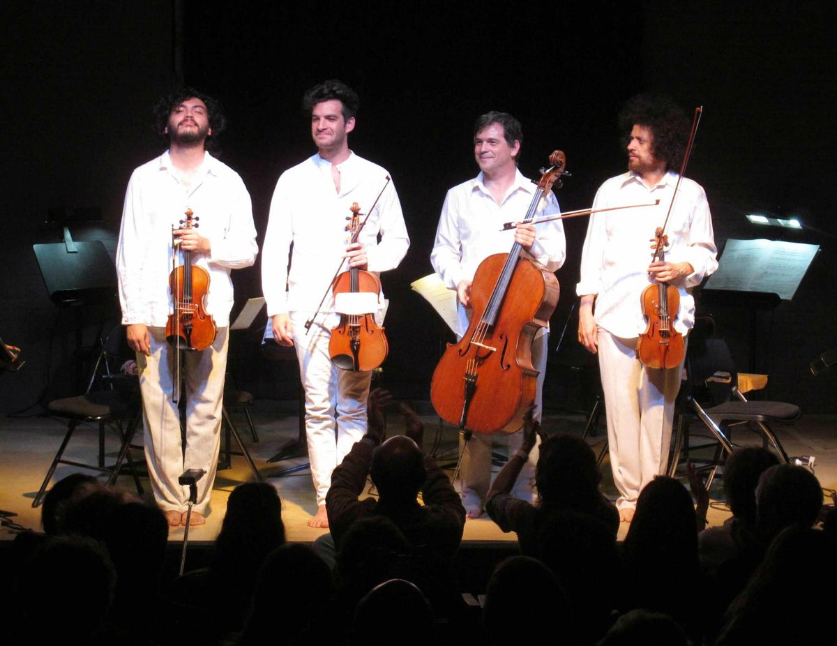 rosarioencartel's tweet photo. #Rosario Este fin de semana el Cuarteto de cuerdas Untref http://t.co/91UrxsdNc3 @CCPE @CuartetoUntref #Gratis http://t.co/GMYJ7gNtgn