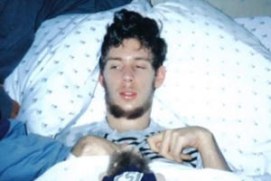 Retatedmom's tweet photo. 8 Images of What This Man Remembers From His 12-Year Coma

http://t.co/Rntrmb9gtA http://t.co/JlXyFtpufl