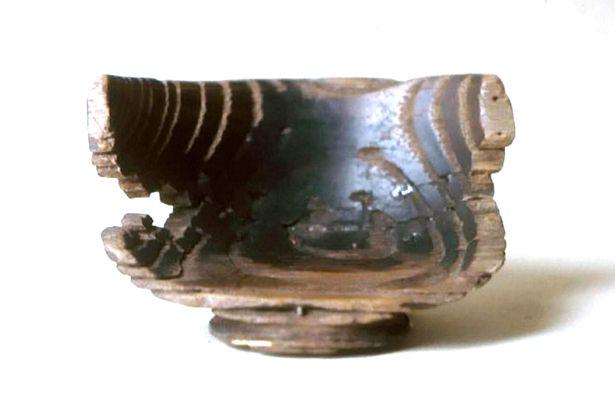 mirror.co.uk/news/uk-news/h… 'Holy Grail' relic is recovered by police a year after it vanished in burglary