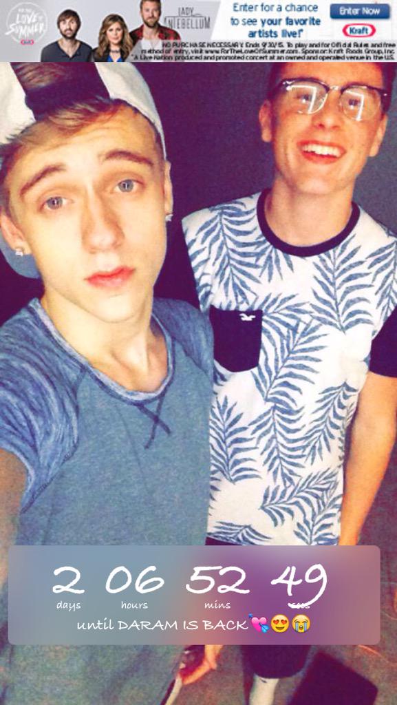 little5dvampcon's tweet photo. This is taking years ๐ช @Devyn_Bess @aramfloodmusic #freearam #freedevyn #unsuspenddaram http://t.co/fCZSuFjBTN