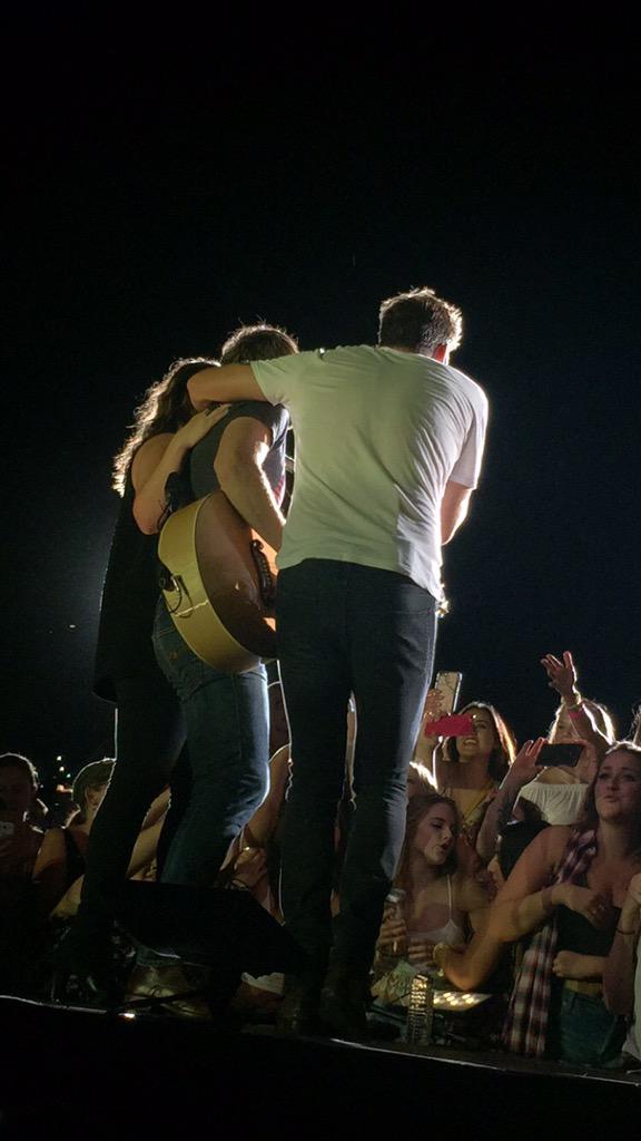 camnrinne's tweet photo. Such a great show at Toyota in Wheatland, Ca last night @ladyantebellum! You rocked, even in the 106* weather!!! http://t.co/EY7njjX1bh